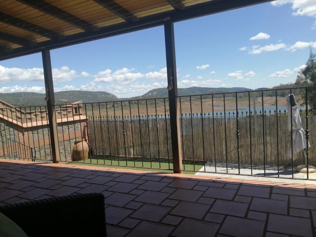 فيلا Casa Cijararural Pantano de Cijara المظهر الخارجي الصورة
